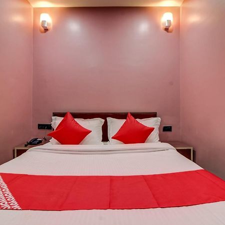Oyo 16871 Anant Home Stay Shillong Exterior photo