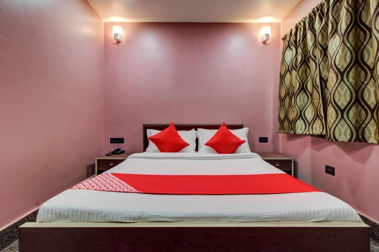 Oyo 16871 Anant Home Stay Shillong Exterior photo